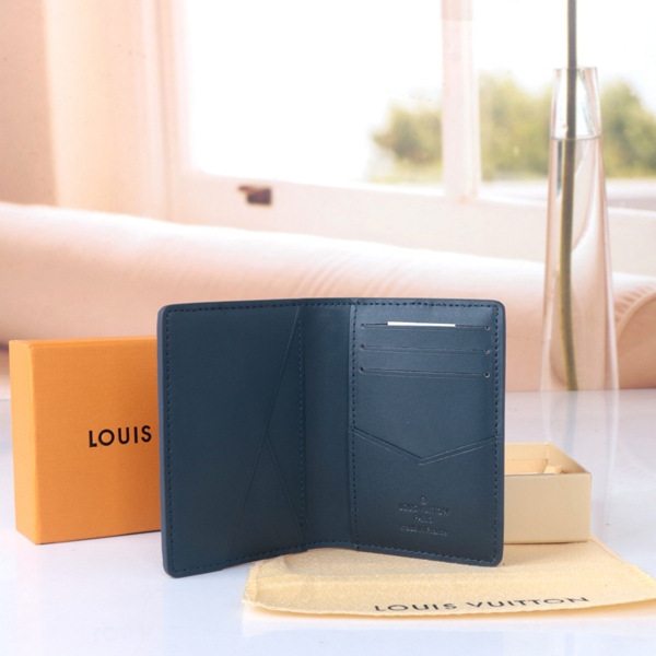 LVコピーウォレット角部分ディテール